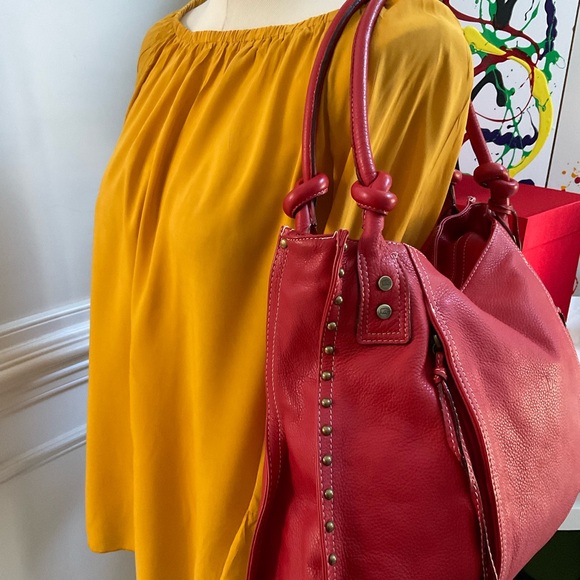 AVORIO Red Studded Leather Shoulder Bag - Picture 5 of 7